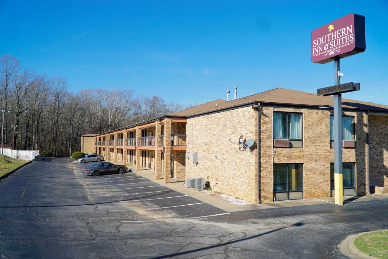 Southern Inn And Suites Spartanburg Exterior photo